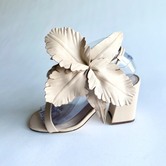 Cecelia Cream Leather Flower Ankle Strap Slingbacks size 6.5 - Picture 14 of 15